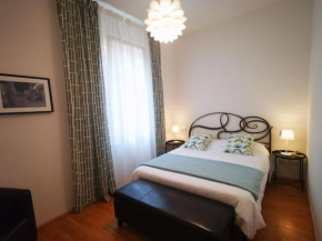 CA Porticoes Apartment